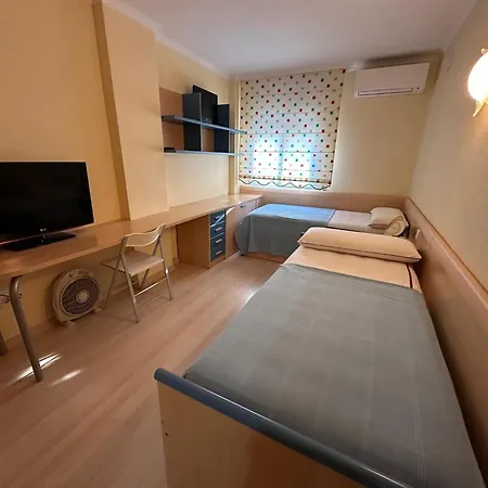 Apartamento Con Parking Y Piscina Comunitaria Av-42 *