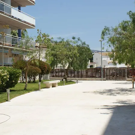Apartamento Con Parking Y Piscina Comunitaria Av-42