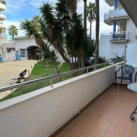Apartamento Con Parking Y Piscina Comunitaria Av-42 *