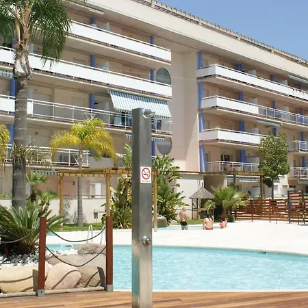 Con Parking Y Piscina Comunitaria Av-42 شقة روساس