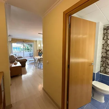 Con Parking Y Piscina Comunitaria Av-42 Rosas