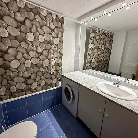 Con Parking Y Piscina Comunitaria Av-42