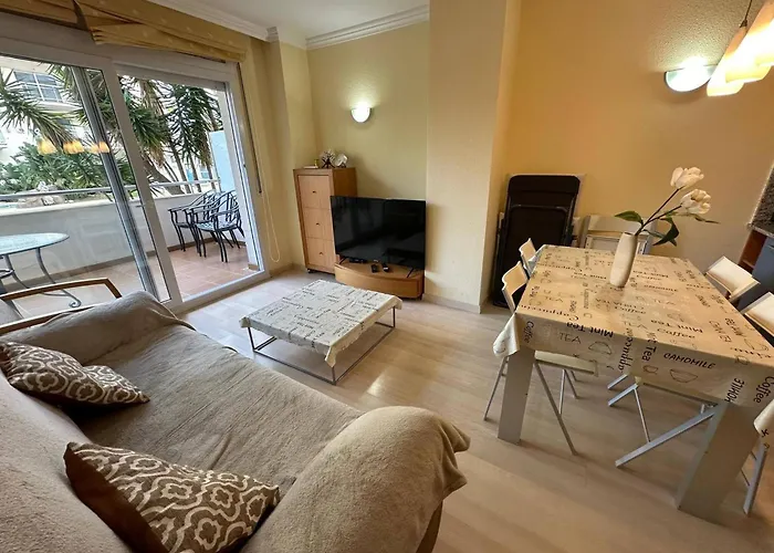 Con Parking Y Piscina Comunitaria Av-42 شقة