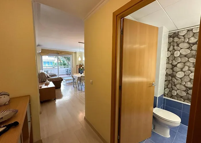 Con Parking Y Piscina Comunitaria Av-42 روساس